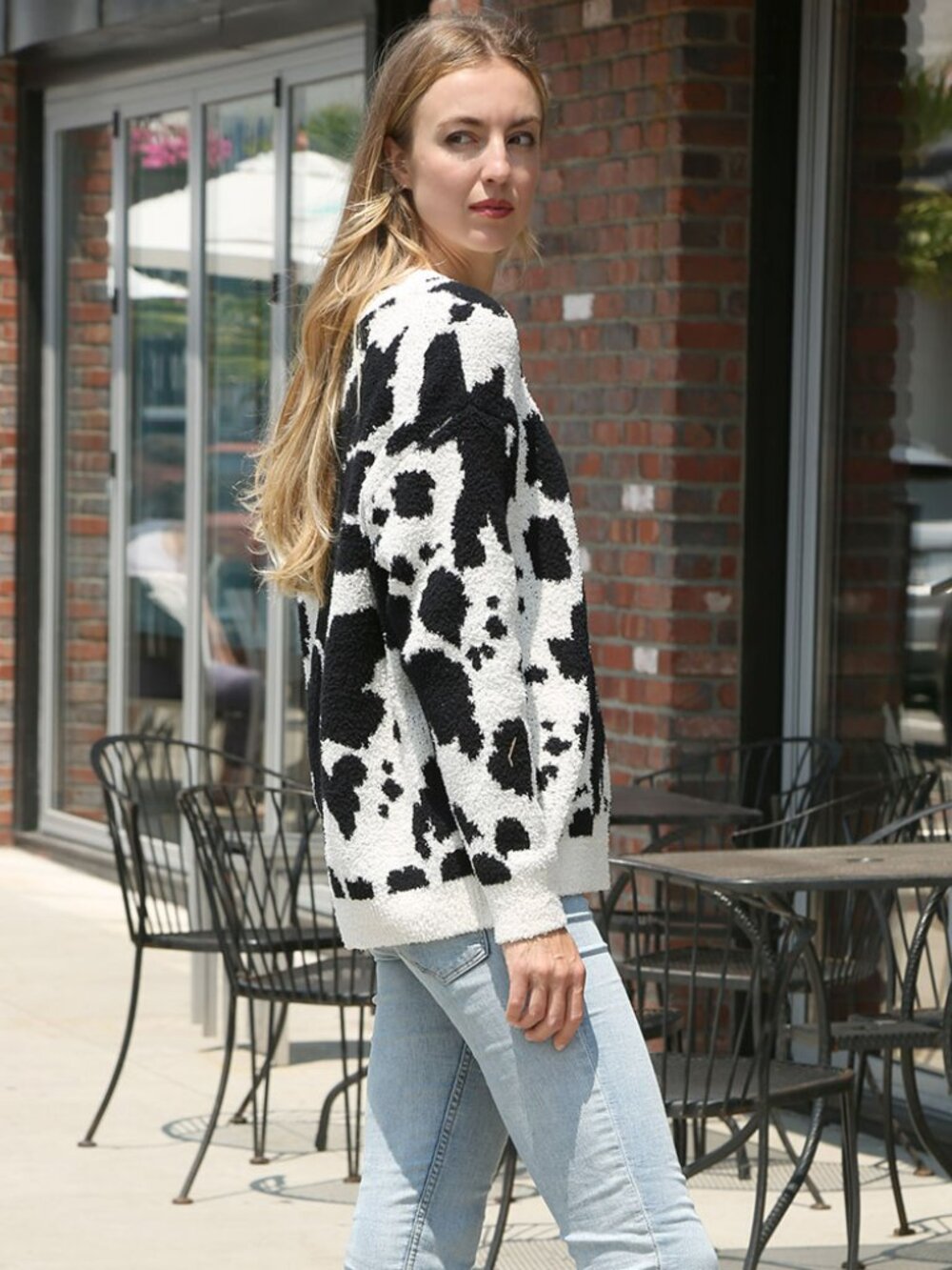 Cow Pattern Crew Neck Sweater - Picture 4 of 7